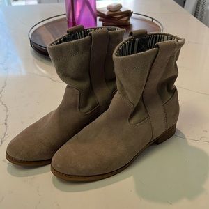 Toms booties